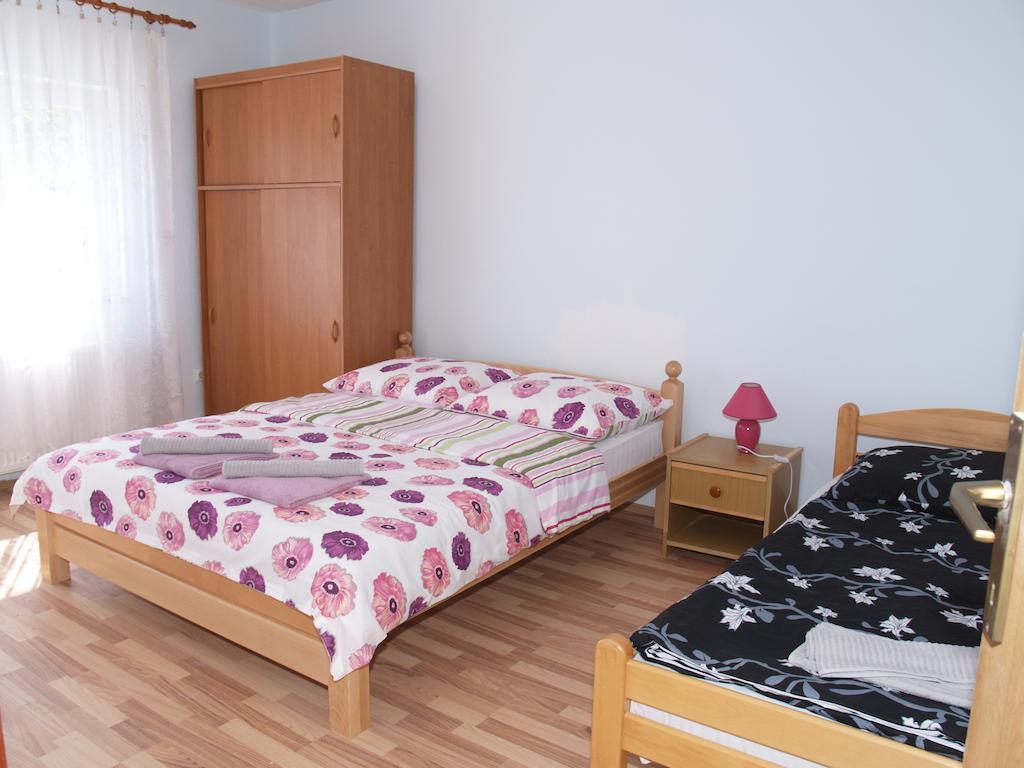 Rooms Zigic Korenica Esterno foto